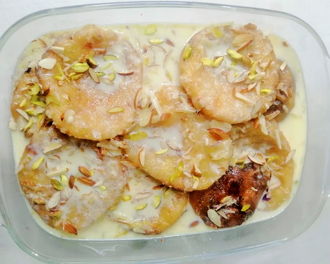 Kheer er Luchi (Bengali Pori Kheer)