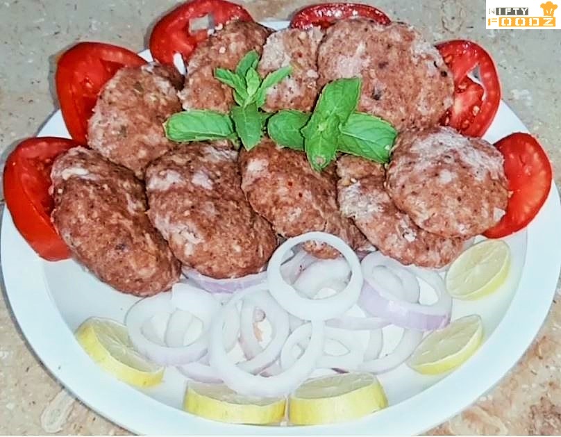 Kachay Qeemay kay Steam Kabab