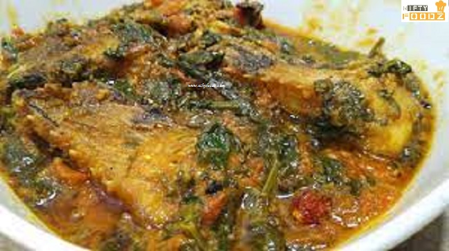 Machli Palak