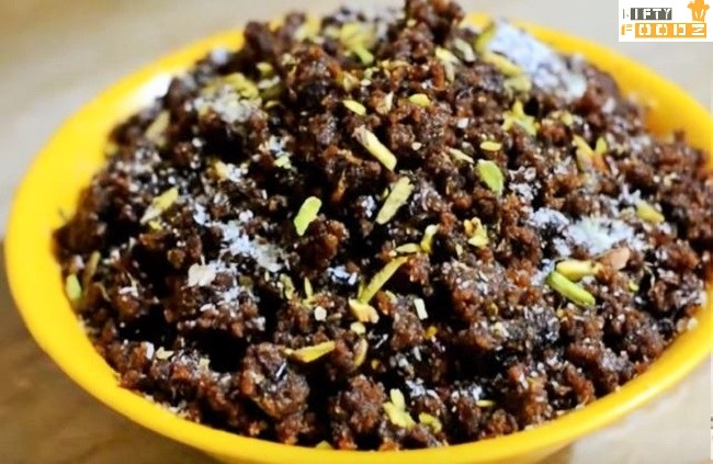 Balochi Madar (Dates Halwa) Recipe
