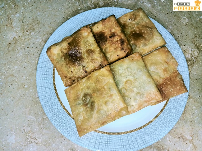 Meethe Box Patties